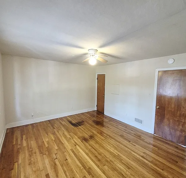 3230 W Grace St #6 — Photo 11