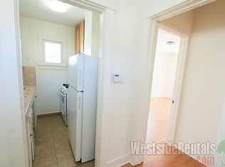 1736 N Van Ness Ave, Los Angeles, CA 90028