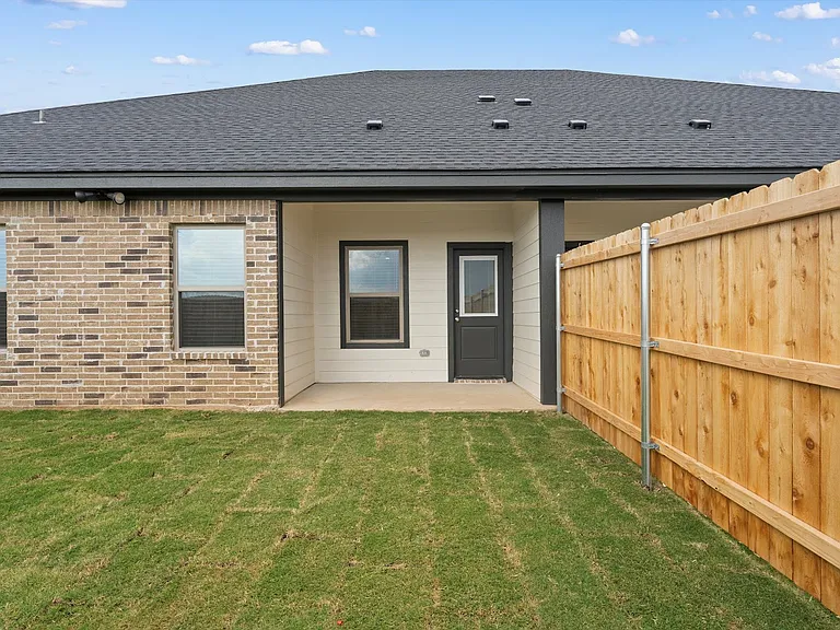 2409 Sloan Cir #A — Photo 19