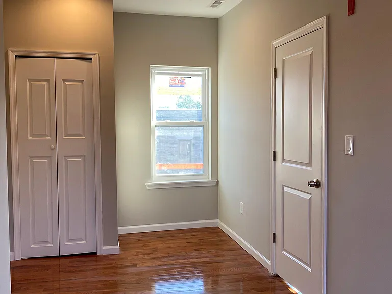 802 Christian St #2 — Photo 9