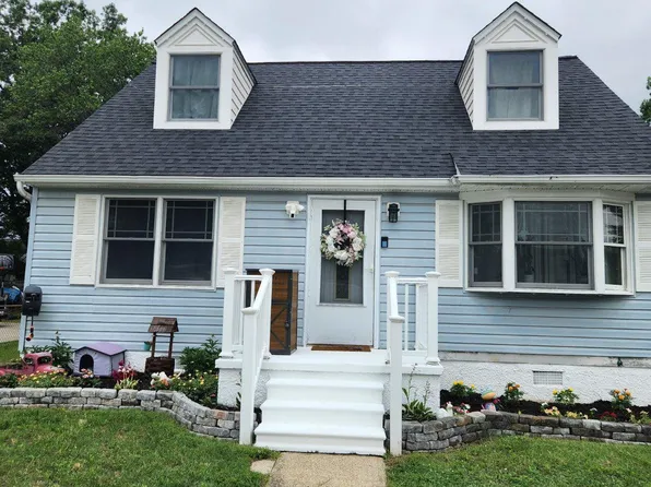 118 Bliss Ln, Glen Burnie, MD 21060