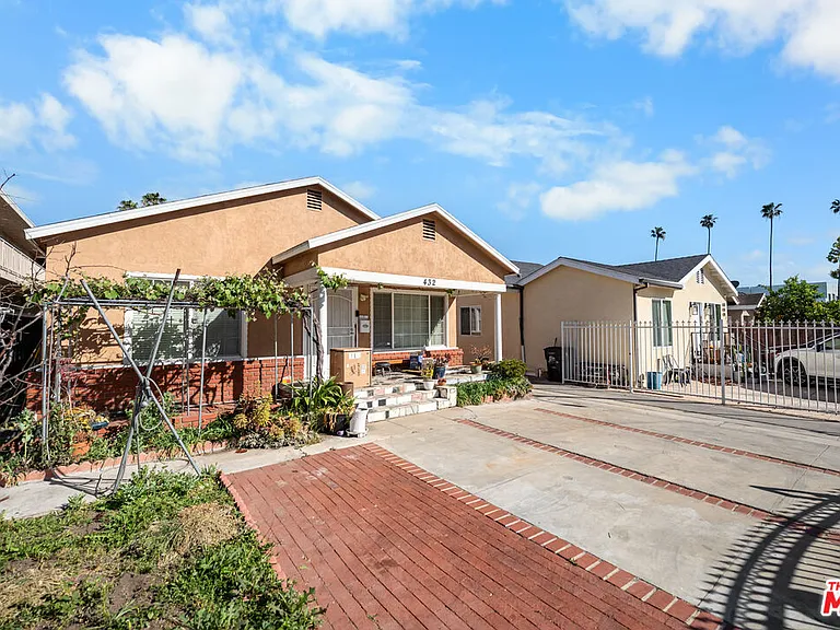432 N Harvard Blvd — Photo 5