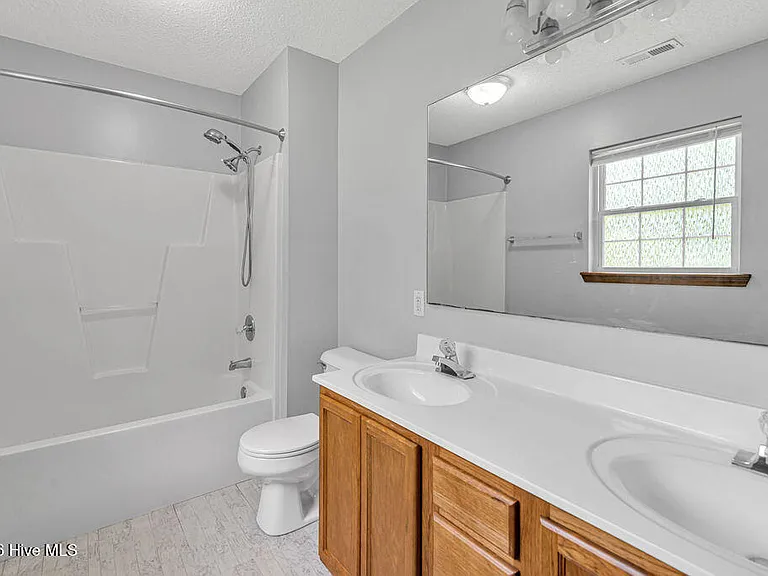 304 Gaston Ct — Photo 22