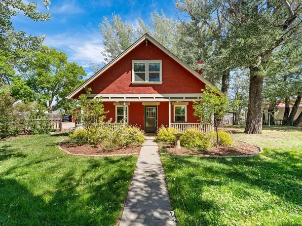 439 42nd St SW, Loveland, CO 80537