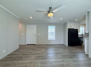 52780 S Zacharias Ct, Chesterfield, MI