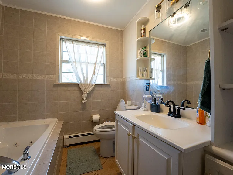 406 Lawrence Dr — Photo 32