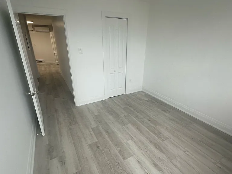 1710 Saint Clair Ave W #1 — Photo 16