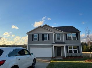 2016 Haw Village Dr, Graham, NC 27253