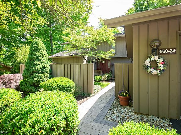 2nd image of 560-24 Russet Woods Ln