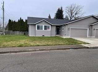 2664 Elizabeth St, Eugene, OR 97402
