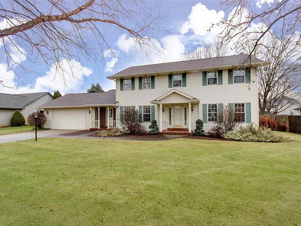 1st image of 56060 Smytheham Ln