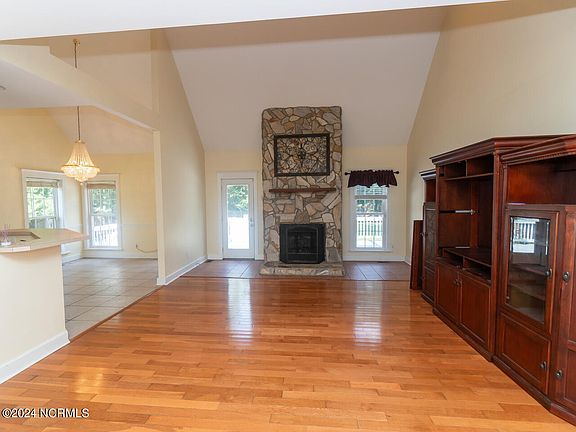 3rd image of 3773 Heron Circle