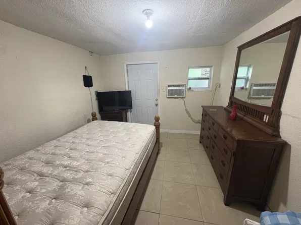 (undisclosed Address), Fort Lauderdale, FL 33314
