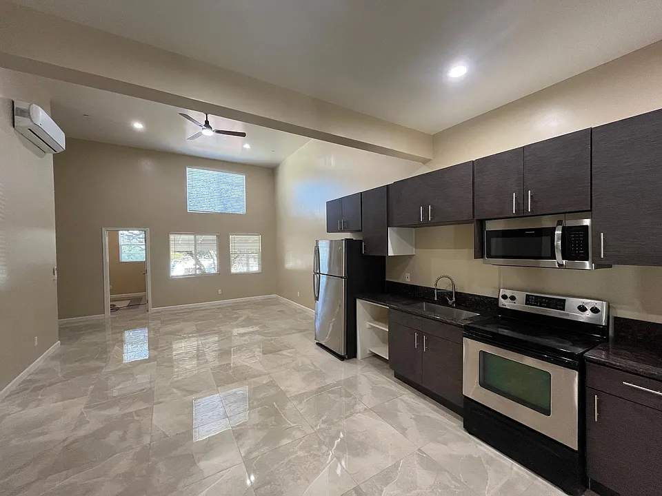 2739 Eltinge Dr