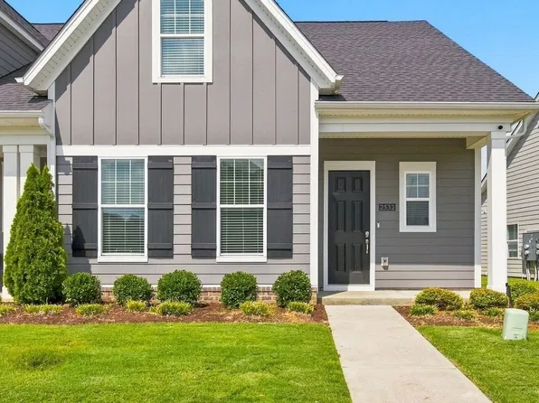 2532 Elmcroft Ave, Murfreesboro, TN 37128