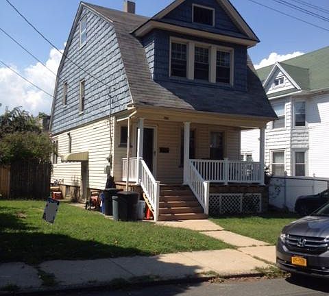 2nd image of 260 Pelton Ave