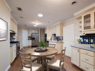 3941 SW 5th Pl, Gainesville, FL 32607