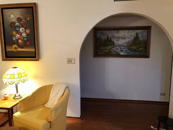 4th image of 682 Leisure World
