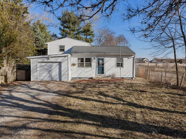2910 E Main St, Urbana, IL 61802
