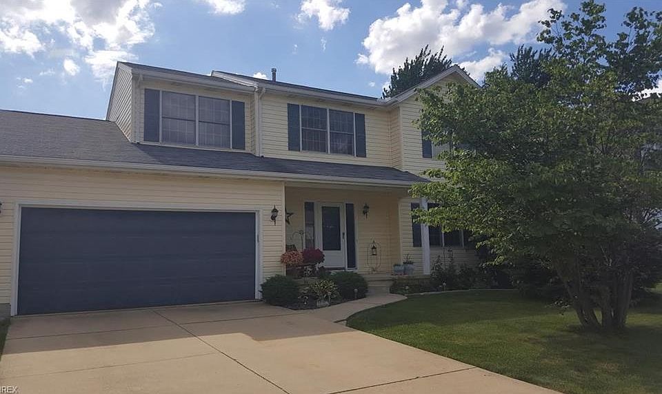 1st image of 657 Oakdale Cir