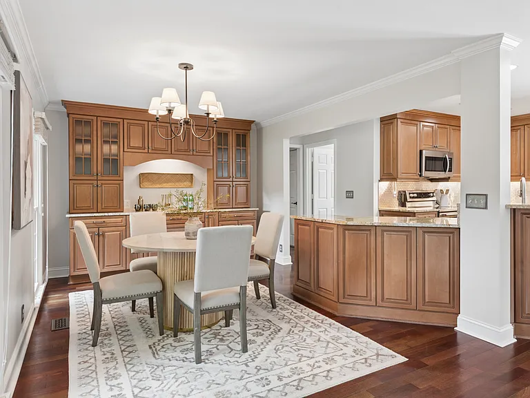 5508 Granberry Heights Dr — Photo 20