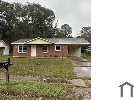 1st image of 3000 Sunset St