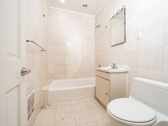 5th image of 167 W 83rd St APT 2B