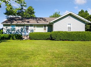 19640 N 350 East Rd, Fithian, IL 61844