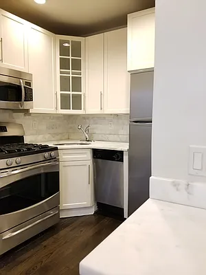 Rented by New York Residence | media 51