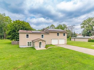 558 Market St, Bolivar, PA 15923