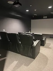 Rented by Chana Ofek, LREB