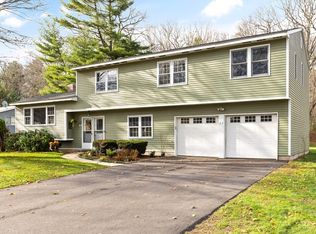 22 Westfield Dr, Holliston, MA 01746