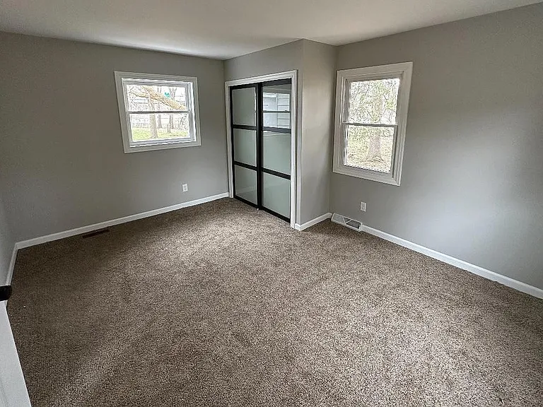 4050 Old King Rd #B — Photo 32