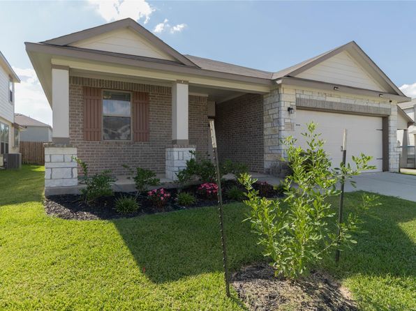 2209 Cedar Valley Dr