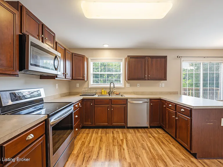 10904 Keene Rd — Photo 5