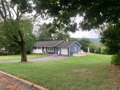 104 Sunnyview Ave E, Hackettstown, NJ, 07840