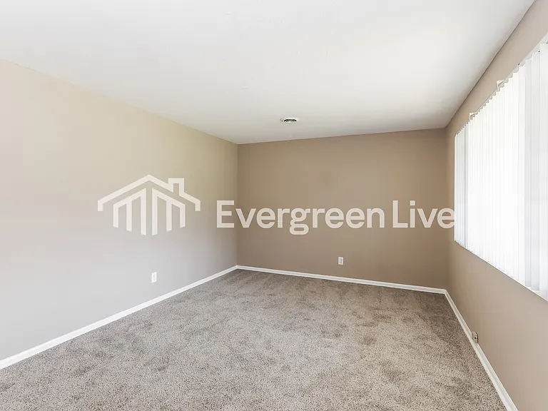 2324 Boykin Rd — Photo 7