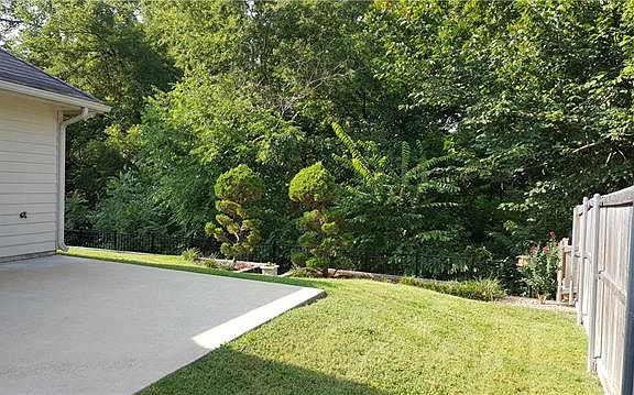 2nd image of 1513 Nicole Ln