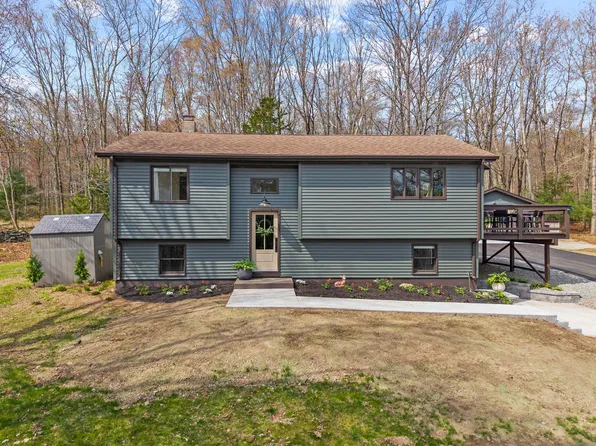 46 Brooklyn Road, Canterbury, CT 06331