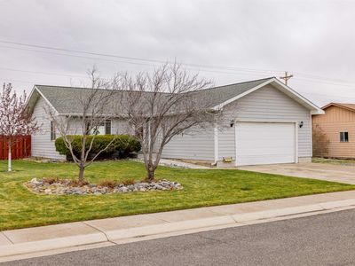 2861 Glacier Ave, Cody, WY, 82414