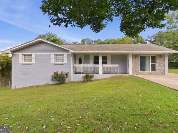 1594 Dellwood Cir, Morrow, GA 30260