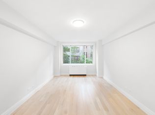 340 E 51st St #2M, New York, NY 10022