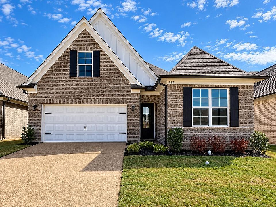 1st image of 838 W Quitman Ct