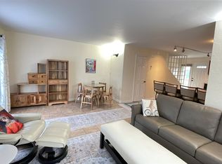 495 Chestnut St APT 16, Ashland, OR 97520