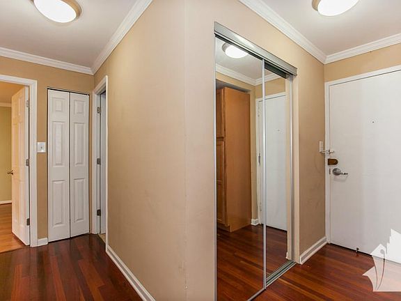 3rd image of 3948 N Lake Shore Dr #1601