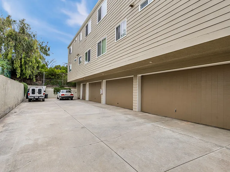 119 Loma Vista St — Photo 4