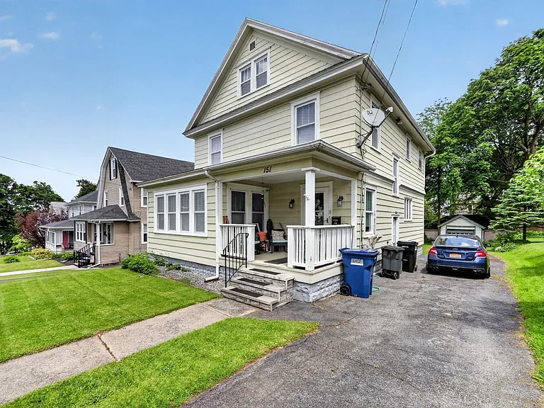 151 Wolcott Ave — Photo 2