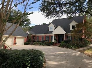 4 Willowbrook Cir, Athens, TX 75751