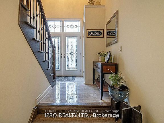 3rd image of 1761 Magenta Rd S