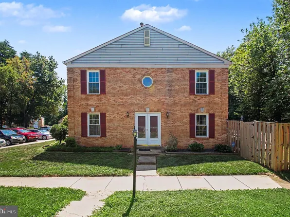 4715 S Park Ct, Woodbridge, VA 22193